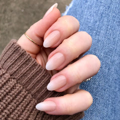 Milky Syrup Gradient - Press-On | Medium | Almond