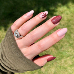 Big Duo Toned Flowers | Medium | Oval - Tab Press-On