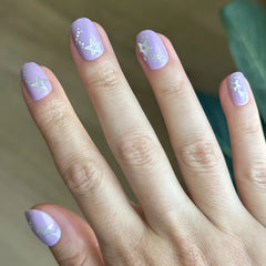 Lavender Iridescent Stars - Press-On | Extra Short | Round