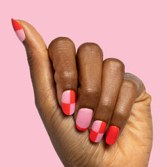 Pink Checker Party | Short | Round - Tab Press-On