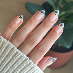 Plaid Print with Bows French - Press-On | Medium | Almond