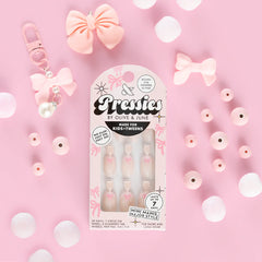 Wrapped in Pink - Pressies | Short Medium | Round