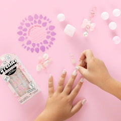 Wrapped in Pink - Pressies | Short Medium | Round