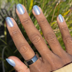 Sky Chrome - Press-On | Short | Round